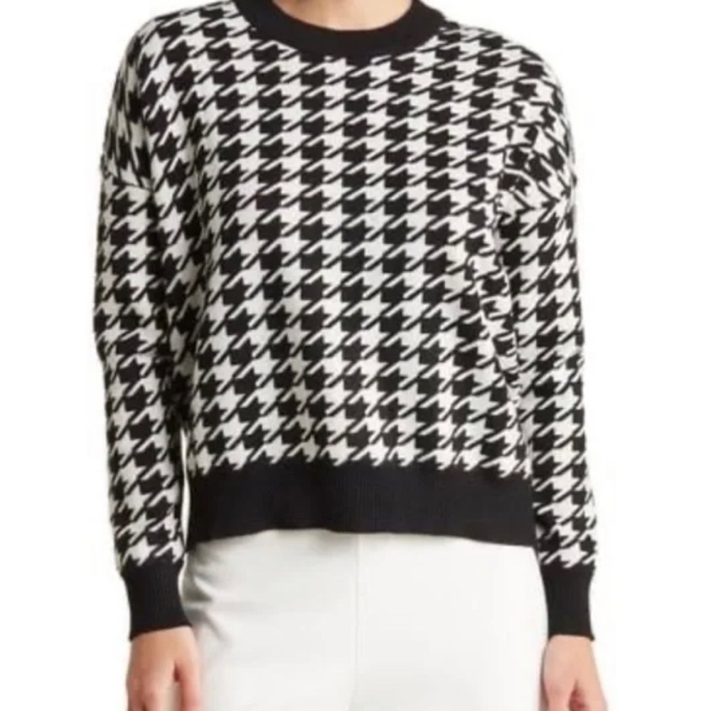 Tabata Houndstooth Crew Neck Sweater
